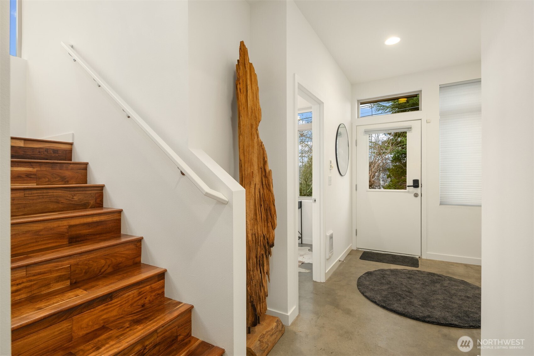 2806 14th Avenue West, Unit A Seattle, WA 98119 - Photo 28 of 36