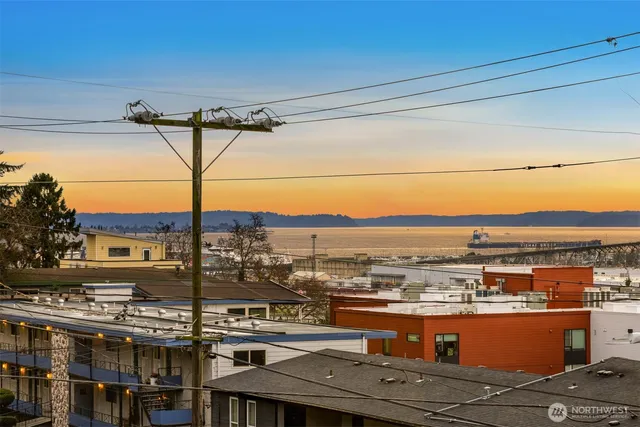 $899,000 | 2806 14th Avenue West, Unit A, Seattle, WA 98119