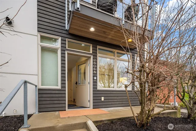 $899,000 | 2806 14th Avenue West, Unit A, Seattle, WA 98119