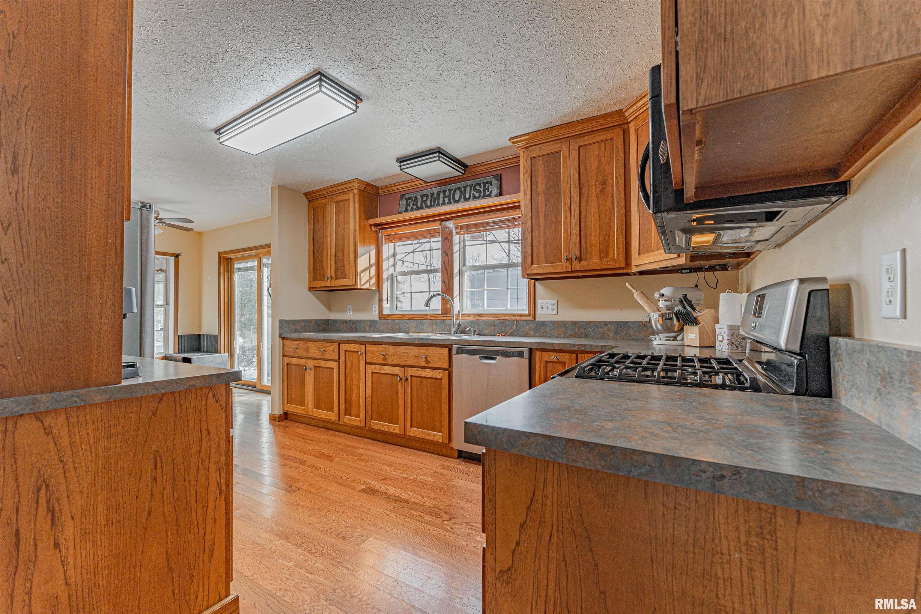 523 Market Street Emden, IL 62635 - Photo 14 of 28