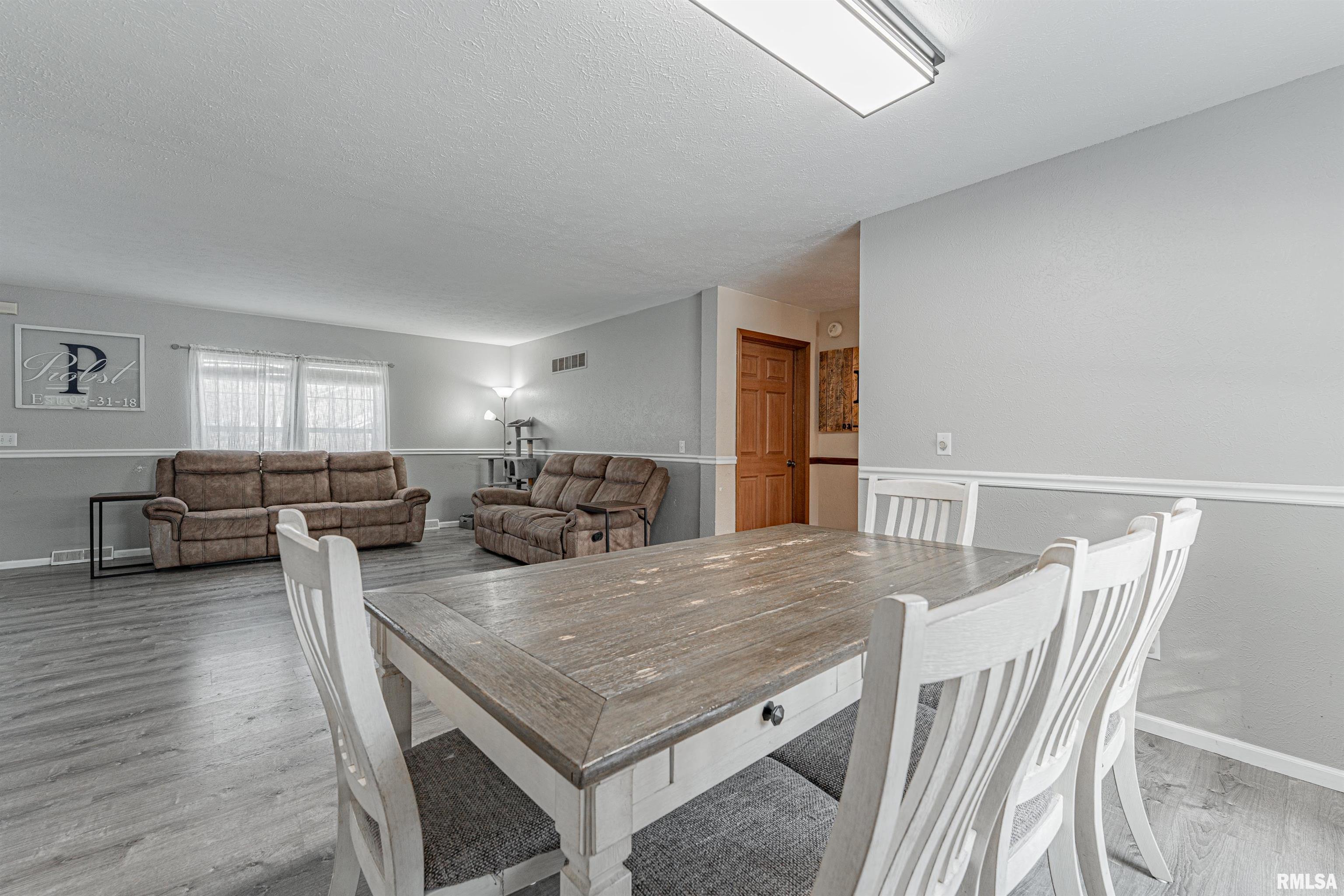 523 Market Street Emden, IL 62635 - Photo 24 of 28