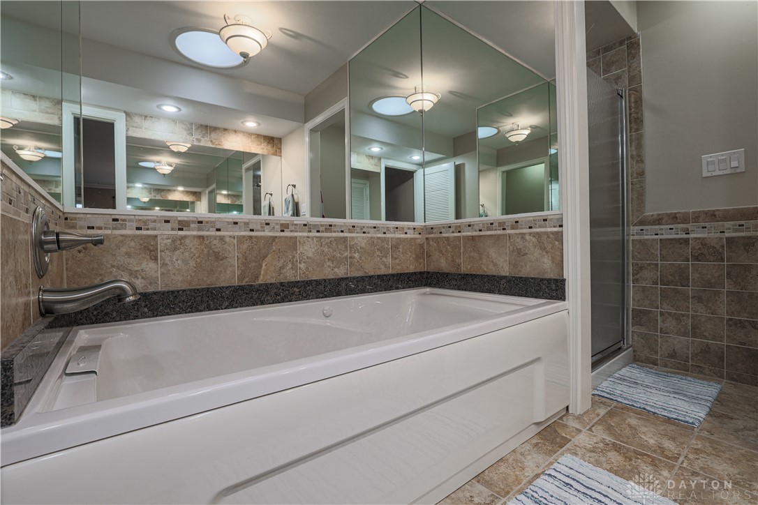 173 Cross Ridge Drive Kettering, OH 45429 - Photo 23 of 38