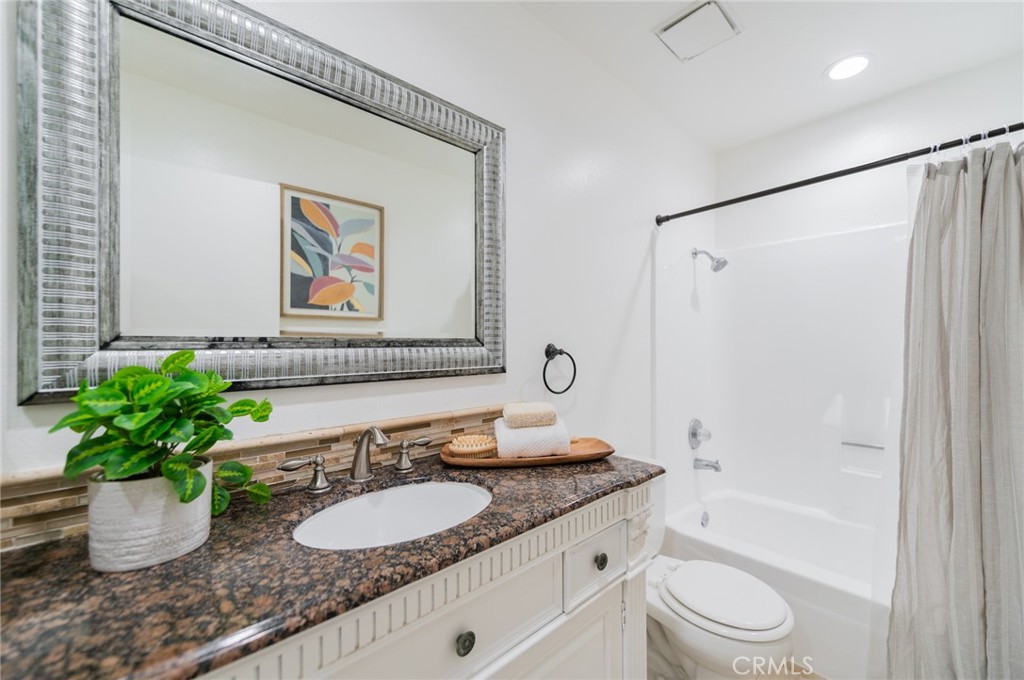 13 Greenleaf, Unit 5 Irvine, CA 92604 - Photo 21 of 46