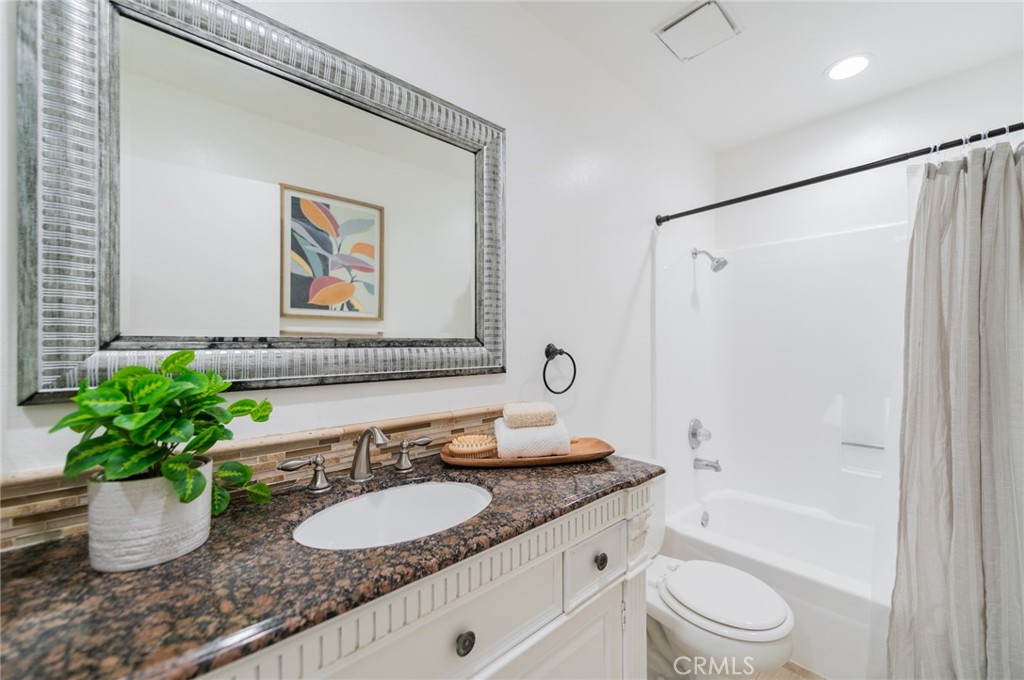 13 Greenleaf, Unit 5 Irvine, CA 92604 - Photo 23 of 46