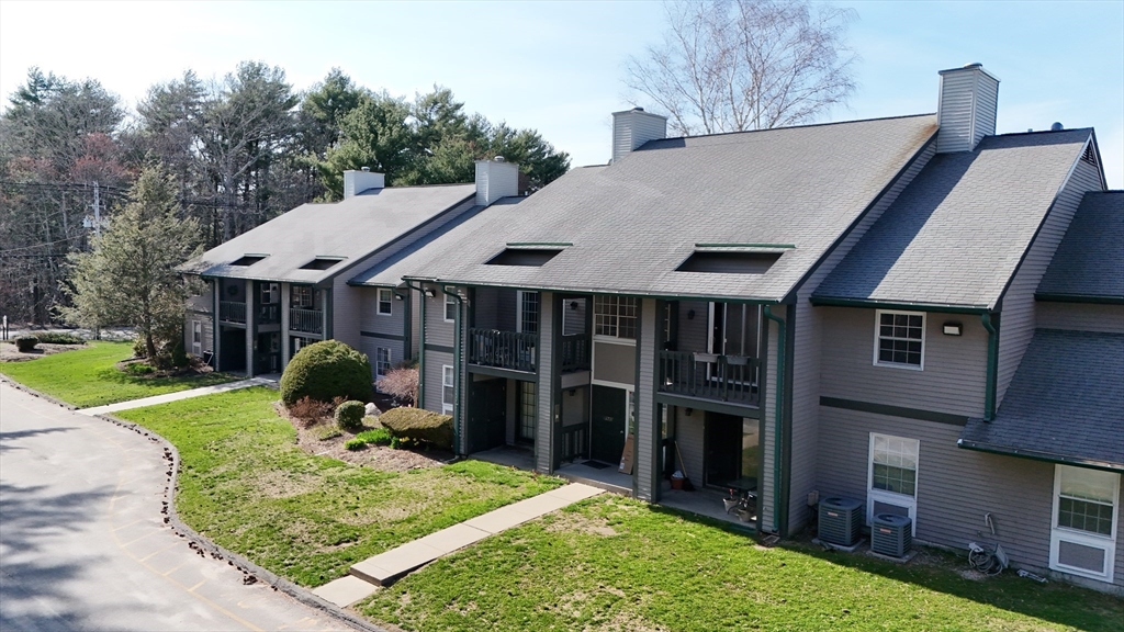 1940 Phillips Road, Unit 15 New Bedford, MA 02745 - Photo 4 of 21