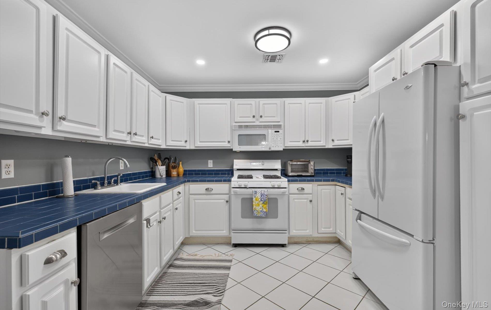 5 Monitor Road Smithtown, NY 11787 - Photo 21 of 46 Gallery Image 21