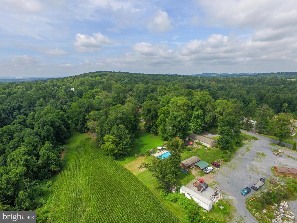 5645 Ridge Road Elizabethtown, PA 17022 - Photo 33 of 39 Gallery Image 33