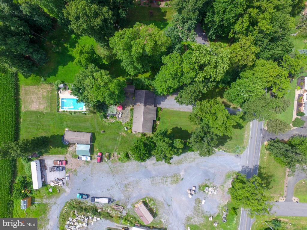 5645 Ridge Road Elizabethtown, PA 17022 - Photo 37 of 39 Gallery Image 37