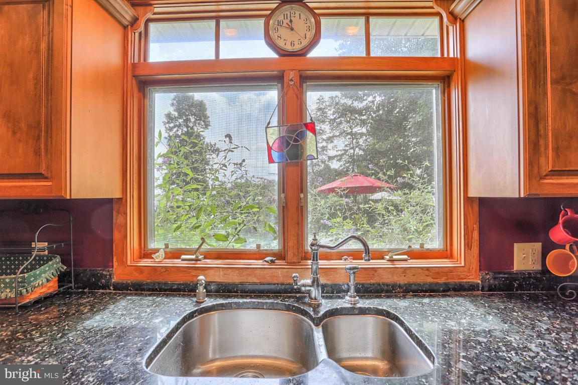 5645 Ridge Road Elizabethtown, PA 17022 - Photo 7 of 39 Gallery Image 7