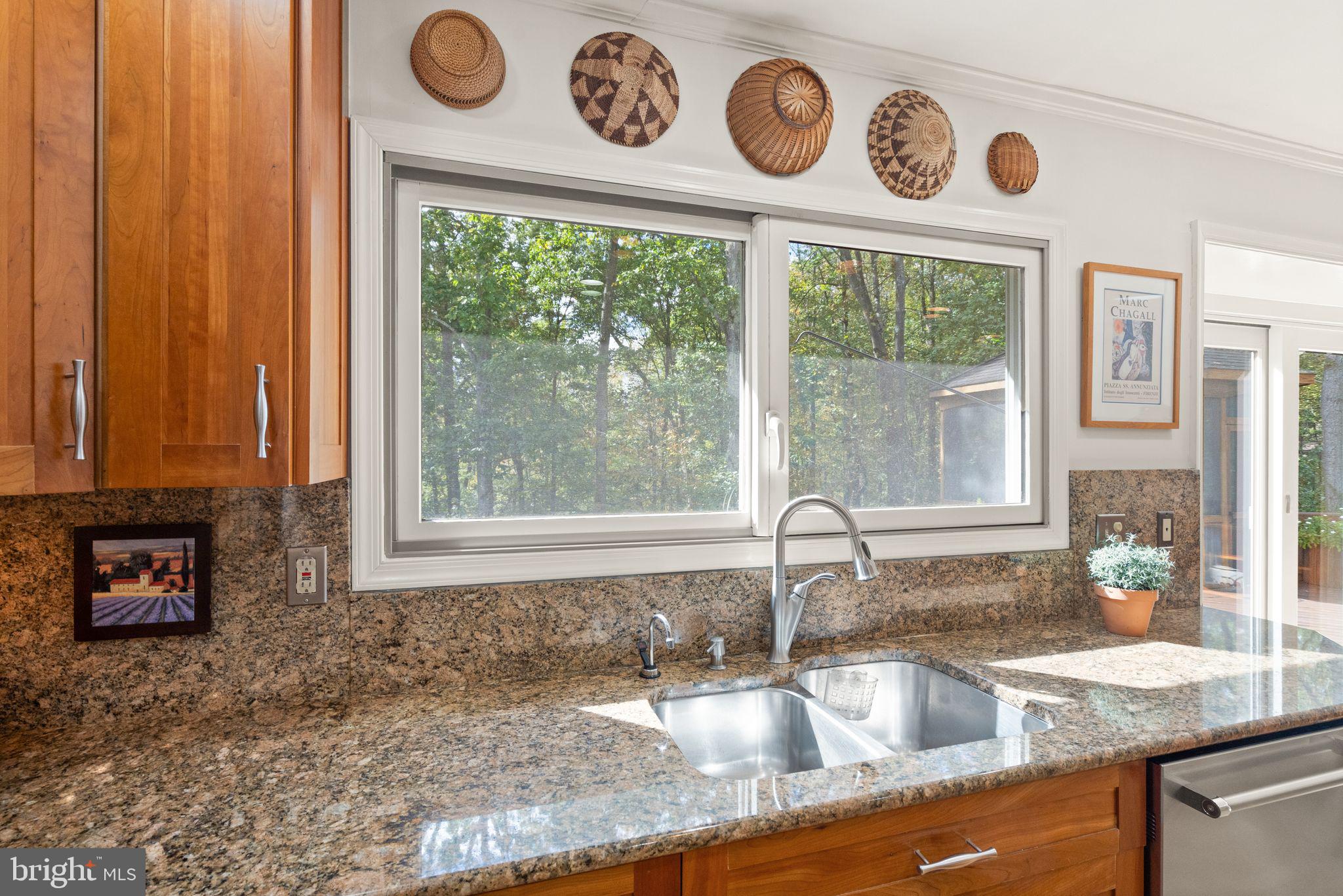 10707 Midsummer Drive Reston, VA 20191 - Photo 24 of 97