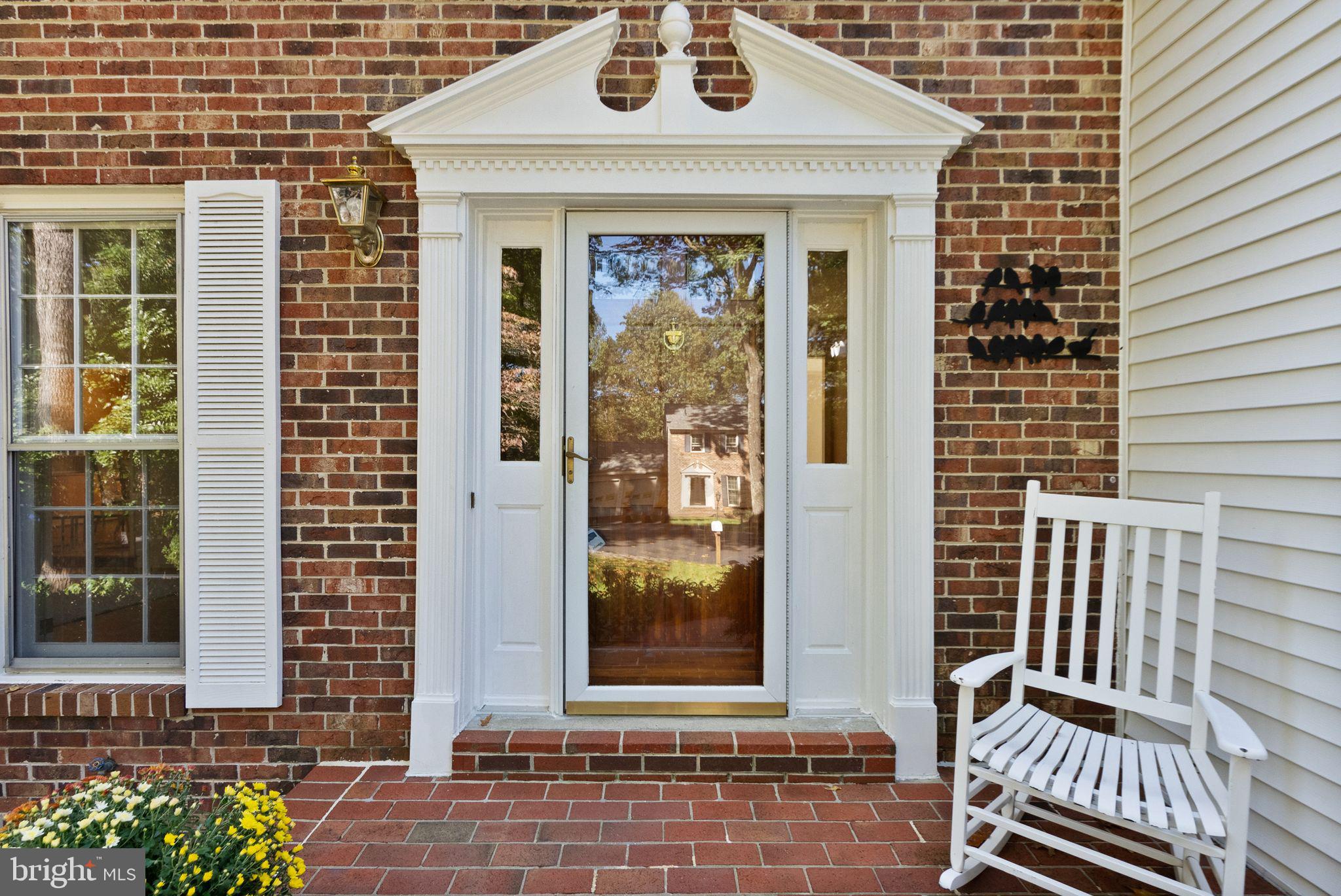 10707 Midsummer Drive Reston, VA 20191 - Photo 7 of 97