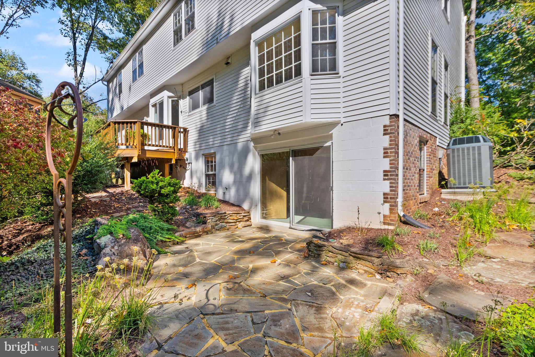 10707 Midsummer Drive Reston, VA 20191 - Photo 91 of 97