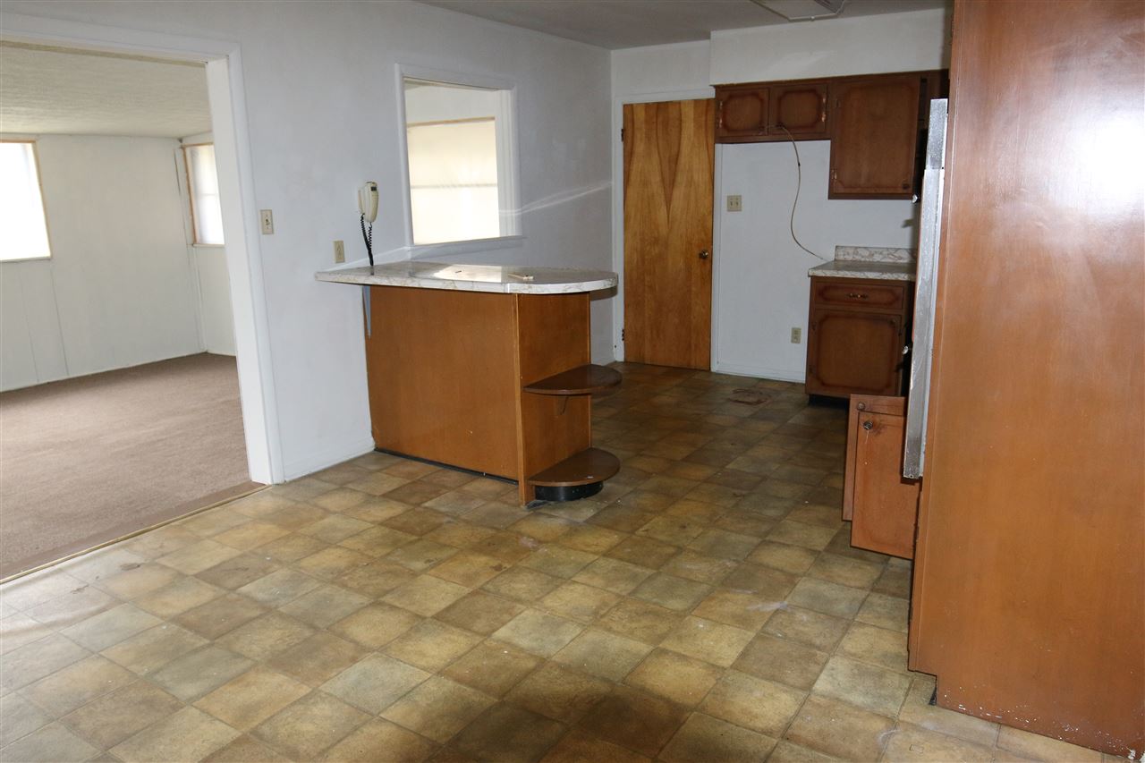 155 West Zikes Road Bloomington, IN 47403 - Photo 11 of 31 Gallery Image 11