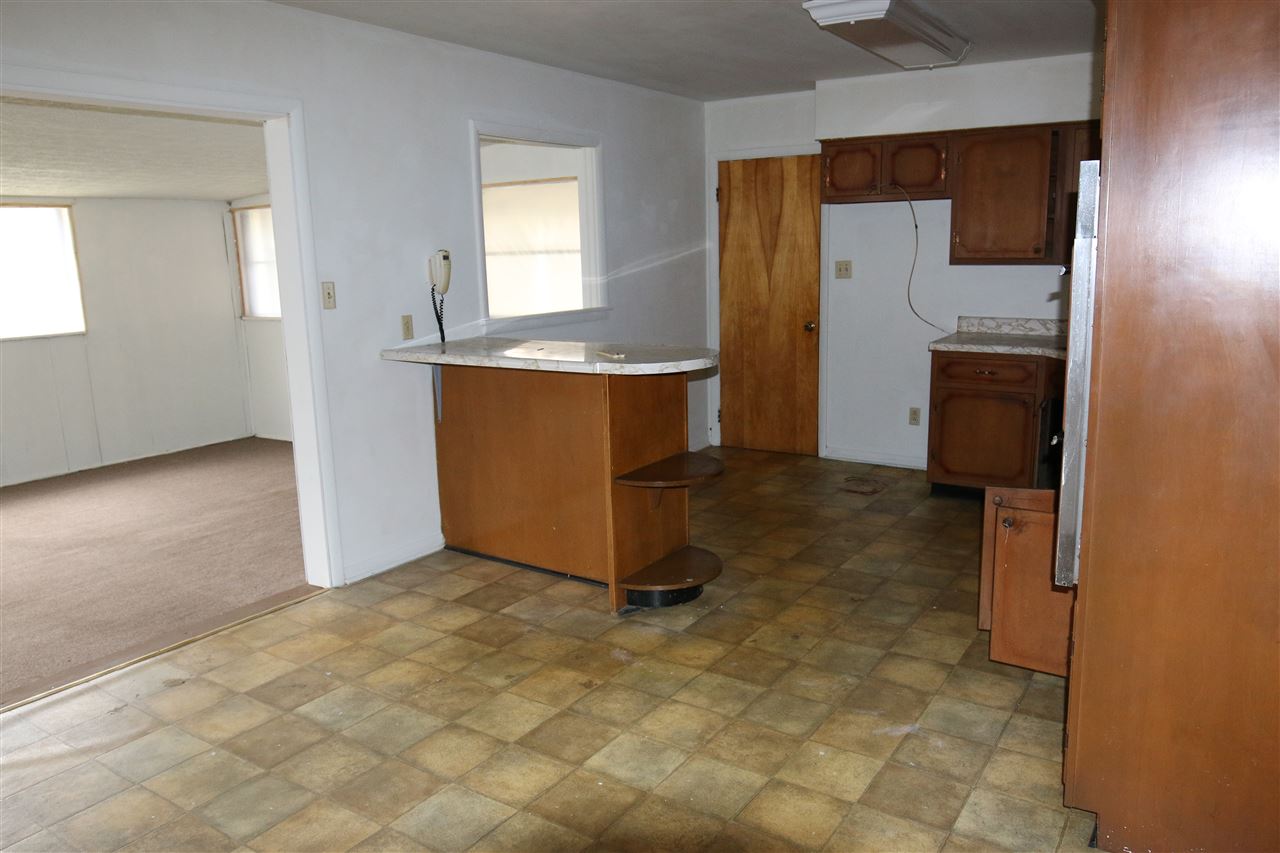 155 West Zikes Road Bloomington, IN 47403 - Photo 15 of 31 Gallery Image 15