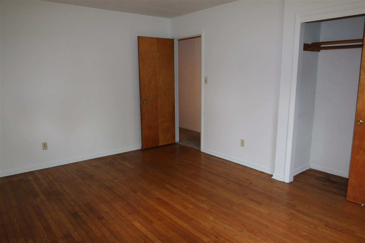 155 West Zikes Road Bloomington, IN 47403 - Photo 24 of 31 Gallery Image 24