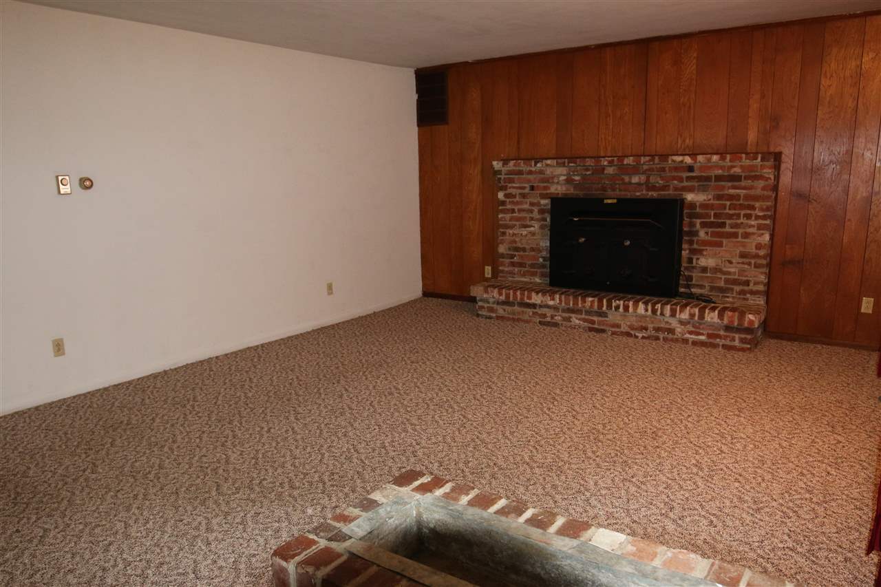155 West Zikes Road Bloomington, IN 47403 - Photo 8 of 31 Gallery Image 8