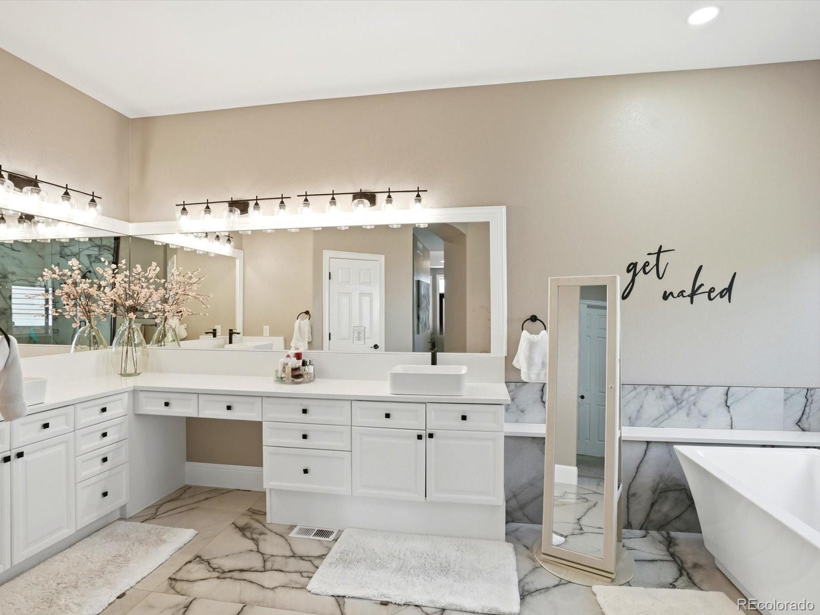 6536 South Riviera Way Aurora, CO 80016 - Photo 25 of 50