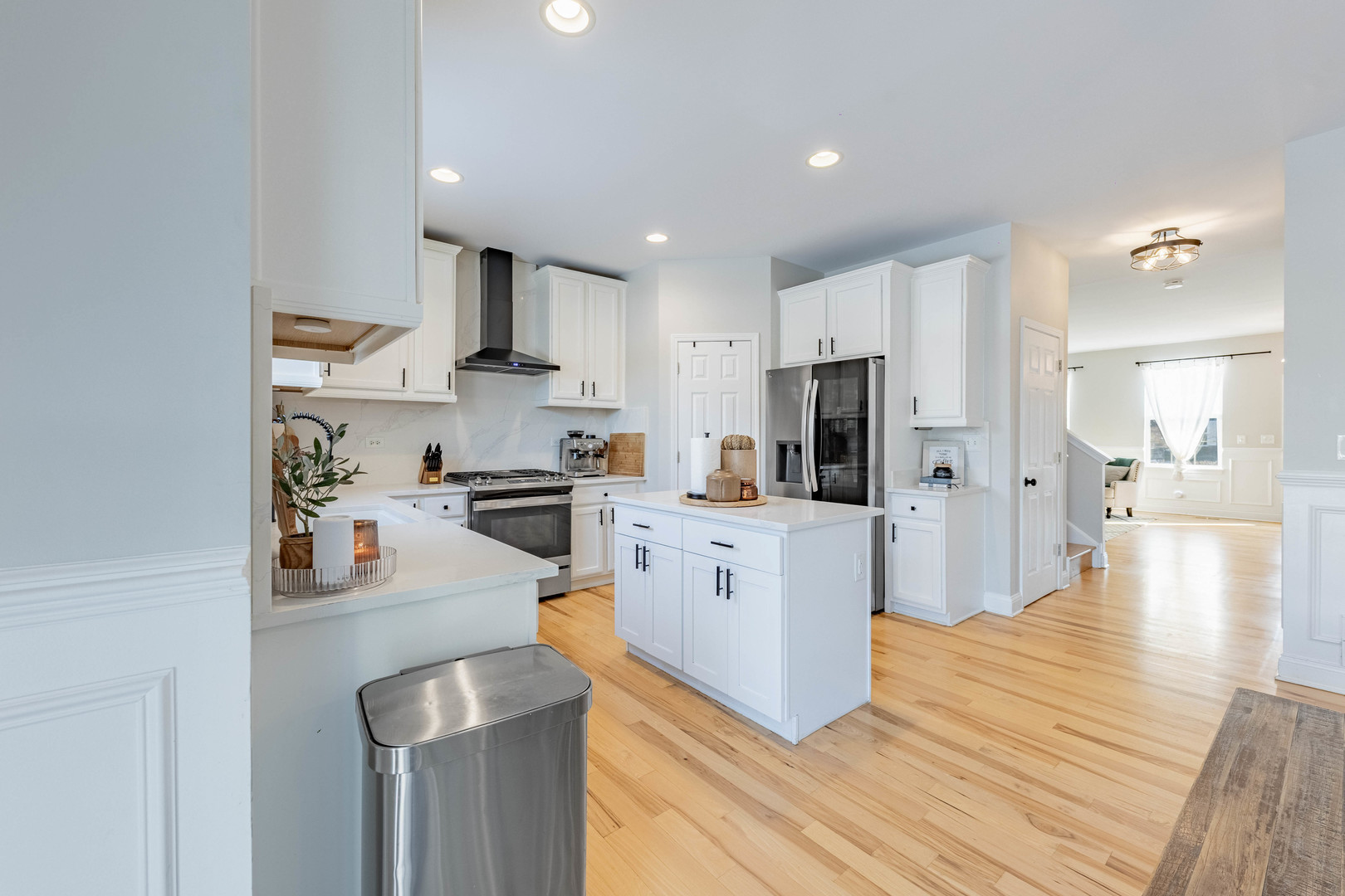 408 Fountain Avenue Elgin, IL 60124 - Photo 10 of 29