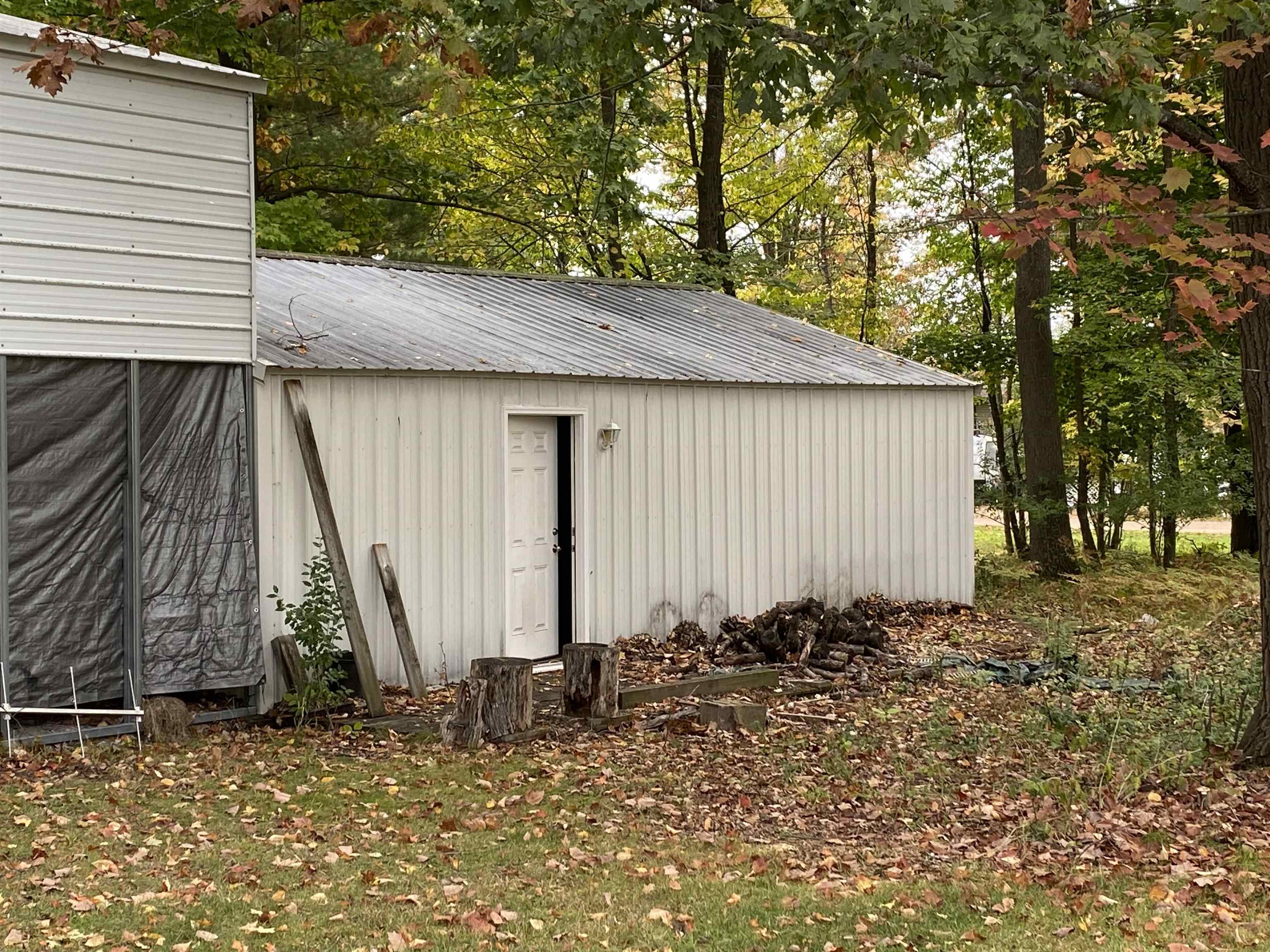2861 East Peters Road Lupton, MI 48635 - Photo 10 of 45