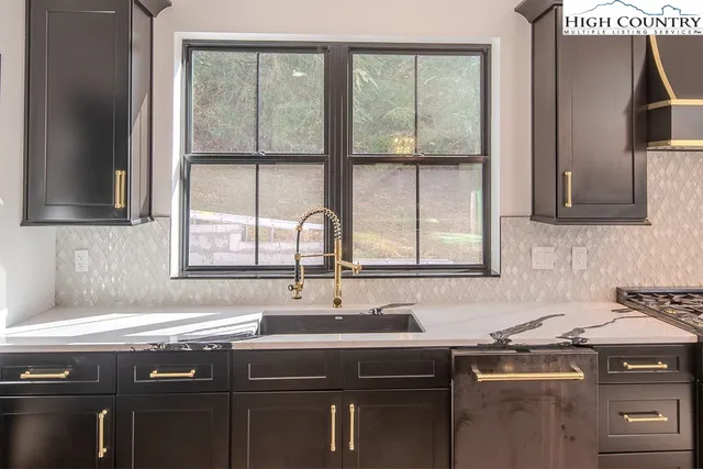 a view of an entryway