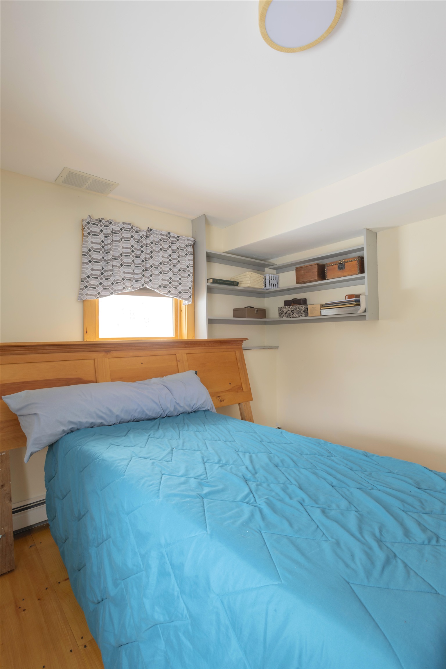 90 Whitney Brook Road New London, NH 03257 - Photo 22 of 36 Gallery Image 22