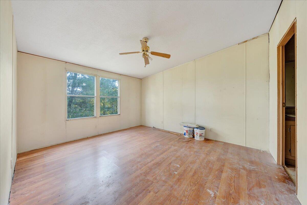 8877 Newport Road Catawba, VA 24070 - Photo 18 of 33 18-MIB07488