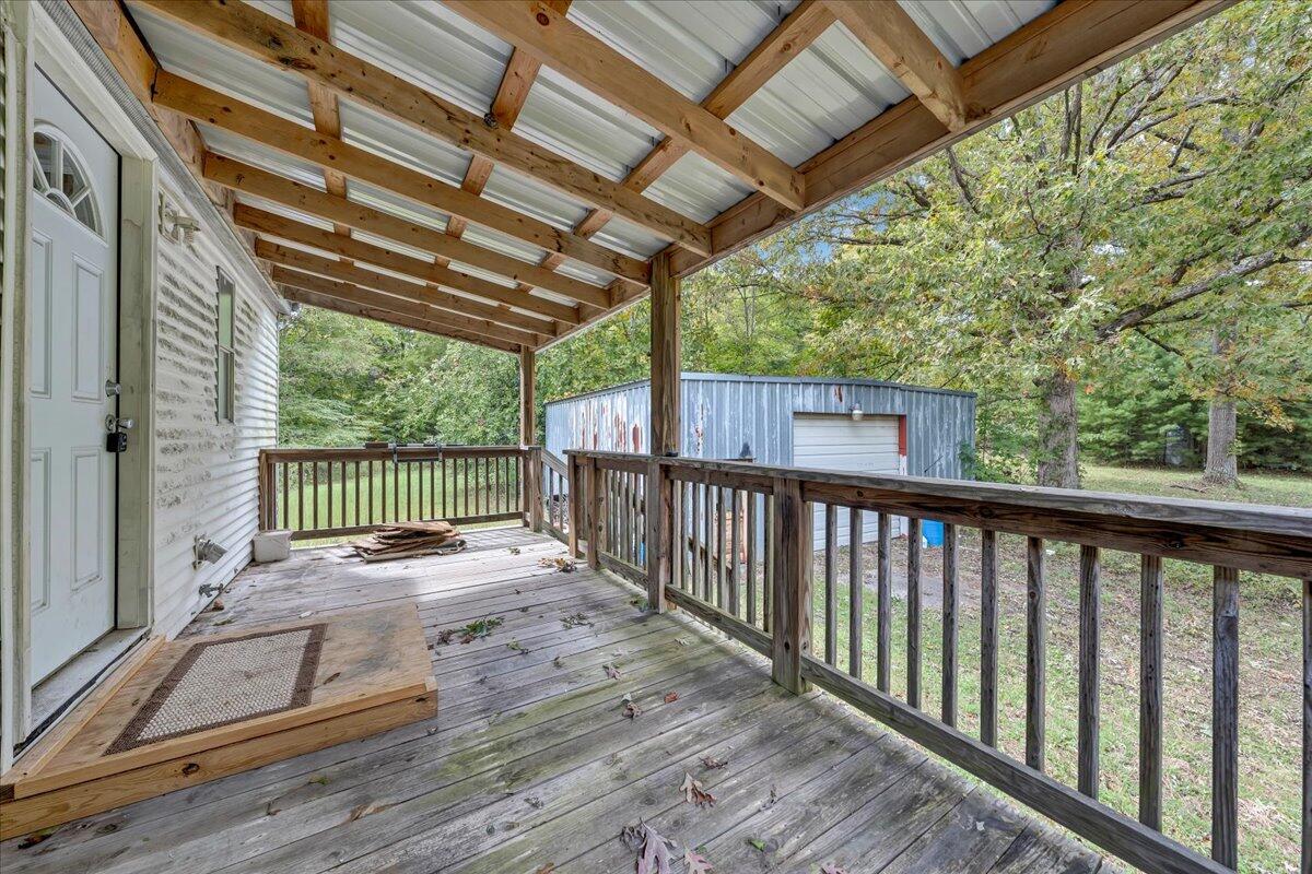 8877 Newport Road Catawba, VA 24070 - Photo 24 of 33 24-MIB07506