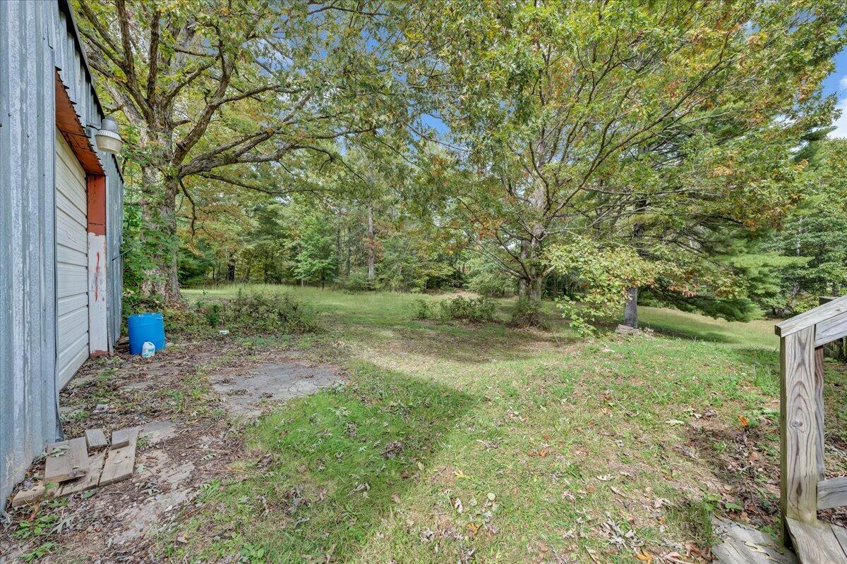 8877 Newport Road Catawba, VA 24070 - Photo 25 of 33 25-MIB07512
