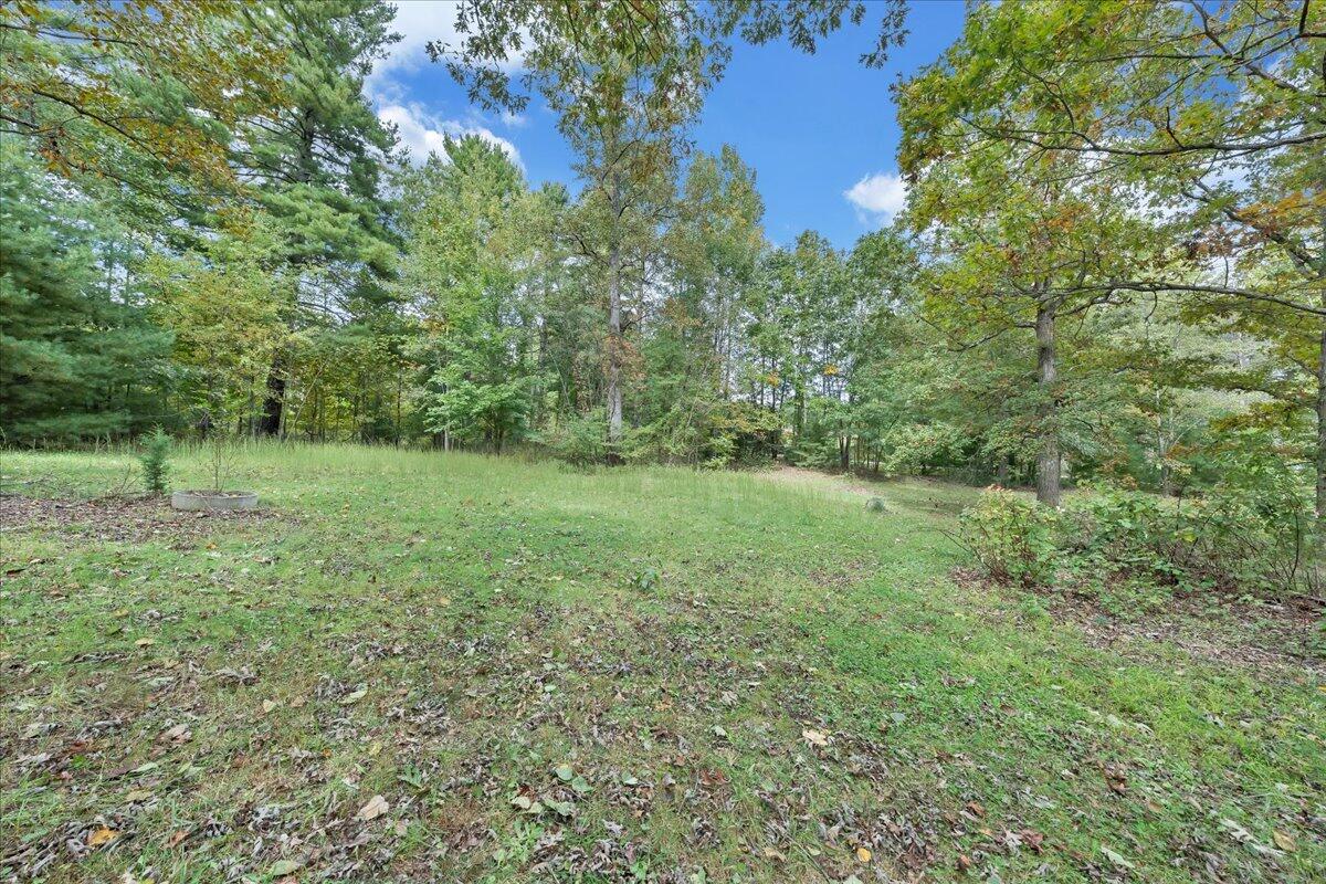 8877 Newport Road Catawba, VA 24070 - Photo 29 of 33 29-MIB07521