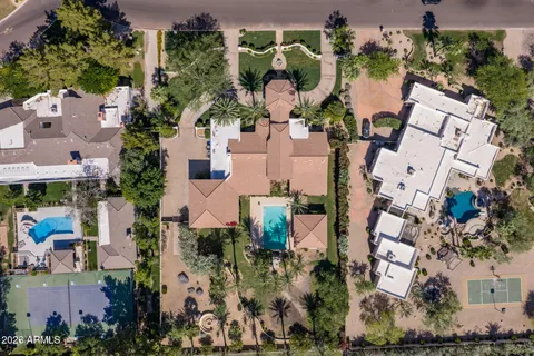 $4,500,000 | 8700 North 58th Place, Paradise Valley, AZ 85253