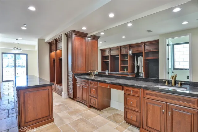 $1,999,000 | 22477 Boating Way, Canyon Lake, CA 92587