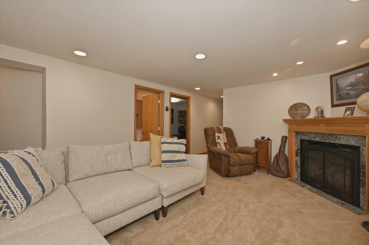 1405 Roland Road Cloquet, MN 55720 - Photo 18 of 33