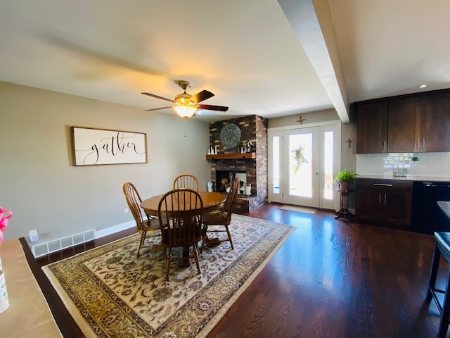 236 Rock Island Road Dixon, IL 61021 - Photo 11 of 40