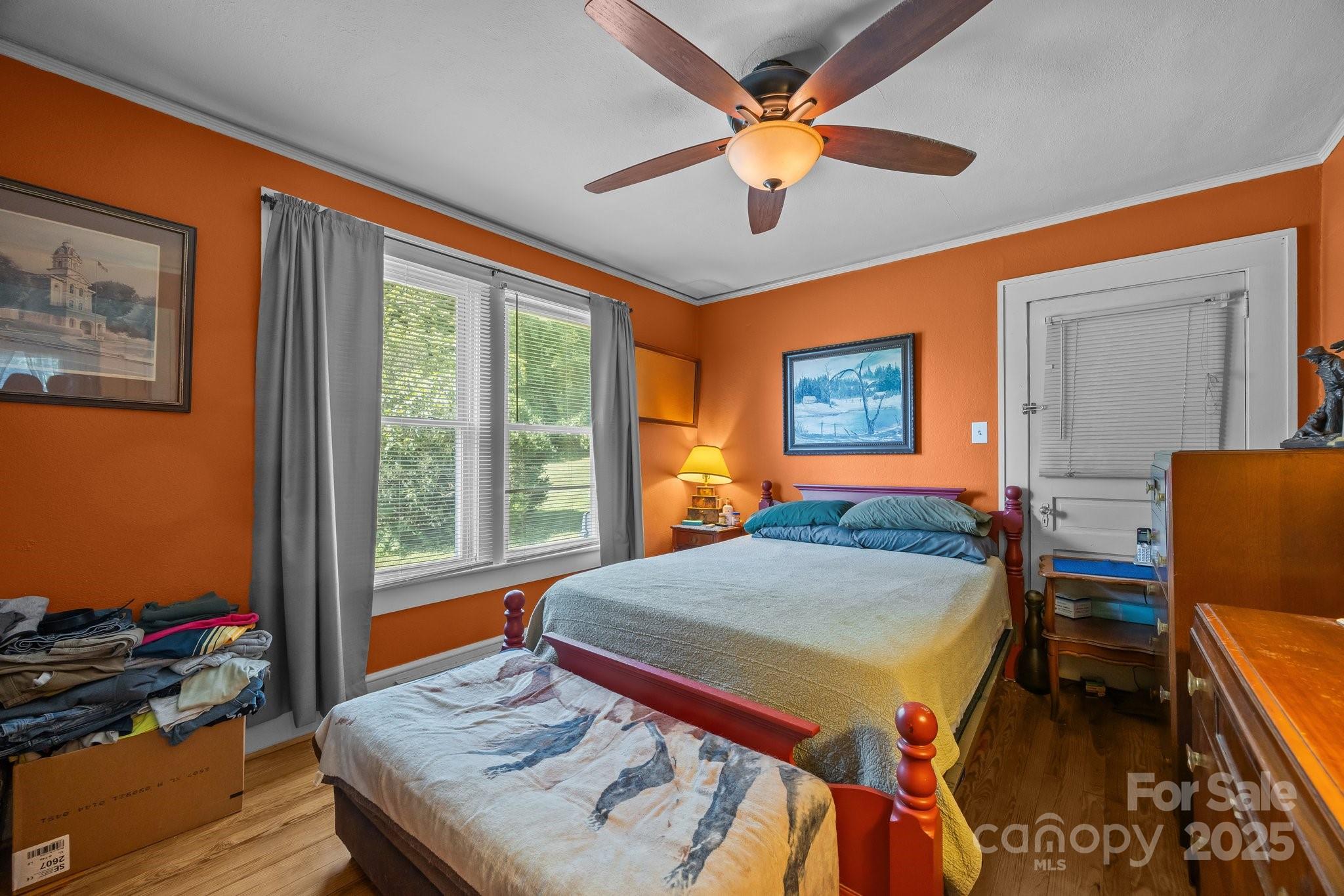 2401 Highway 181 Morganton, NC 28655 - Photo 9 of 17 a living room with furniture and a window