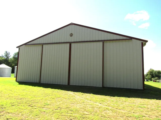 $325,000 | 742 200th Avenue Southwest, Appleton, MN 56208