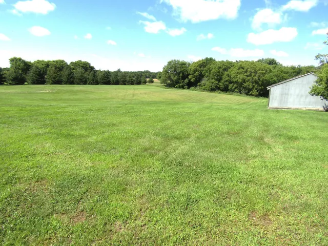 $325,000 | 742 200th Avenue Southwest, Appleton, MN 56208