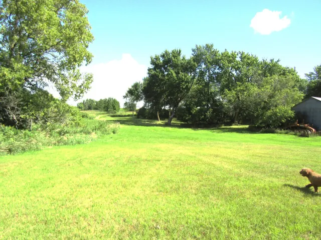 $325,000 | 742 200th Avenue Southwest, Appleton, MN 56208