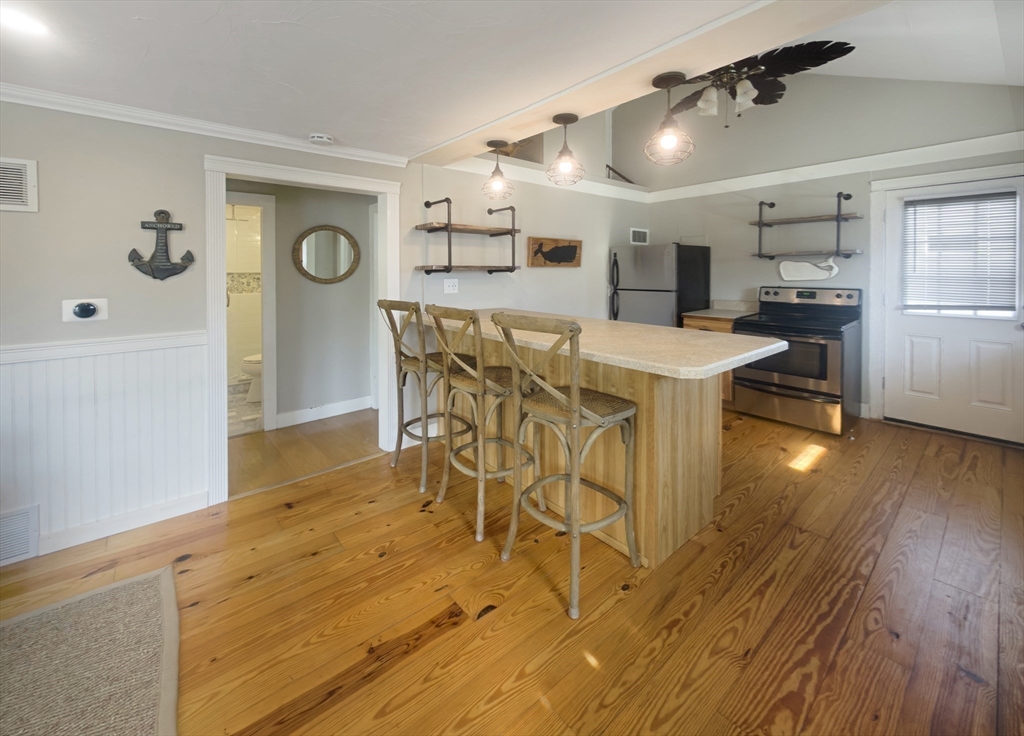 12 Mason St Extension Wareham, MA 02532 - Photo 12 of 27