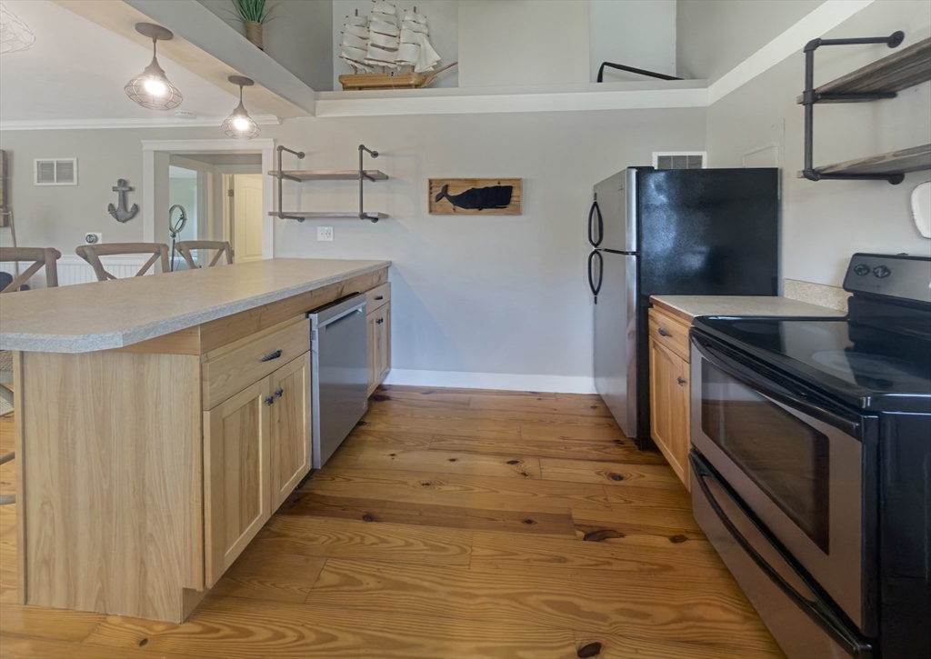 12 Mason St Extension Wareham, MA 02532 - Photo 13 of 27