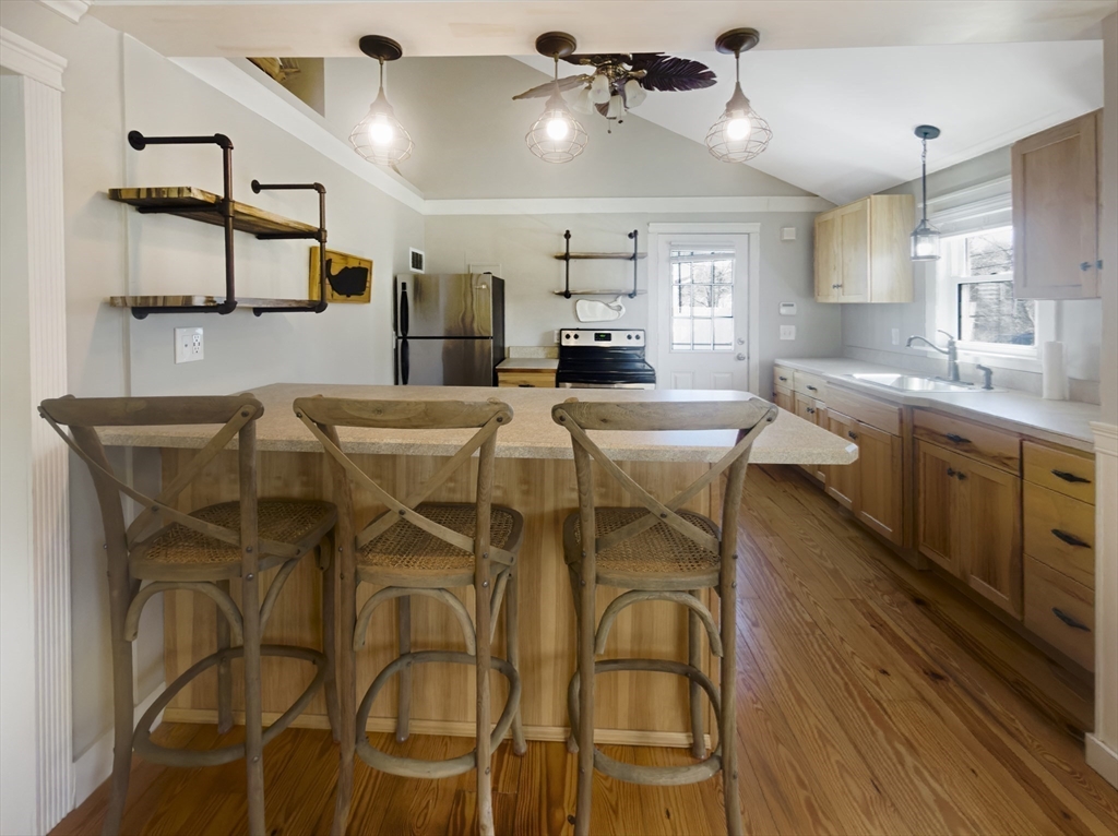 12 Mason St Extension Wareham, MA 02532 - Photo 16 of 27