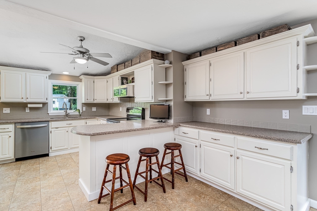 44 Barrel Road Westminster, MA 01473 - Photo 5 of 37 Gallery Image 5