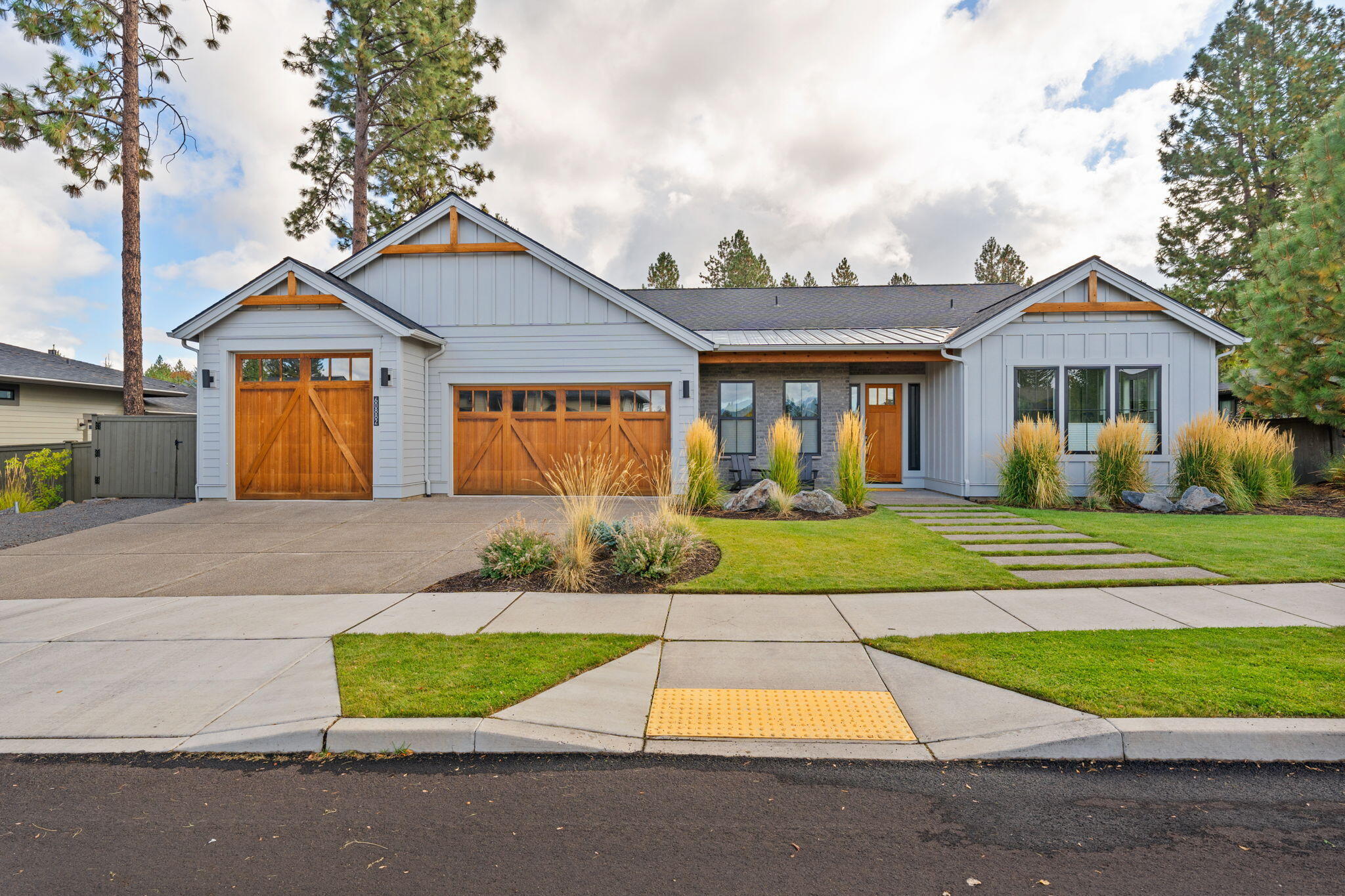 60882 Southwest Headwaters Loop Bend, OR 97702 - Photo 94 of 102 23-web-or-mls-Riley Visuals-23