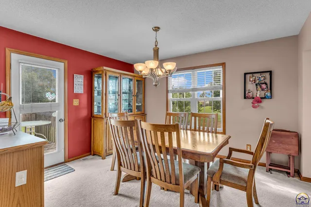 $299,900 | 7741 Southwest 26th Street, Topeka, KS 66614