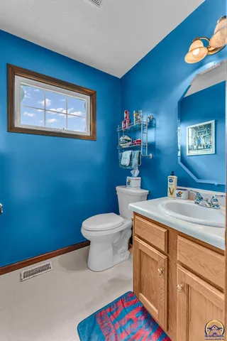 $299,900 | 7741 Southwest 26th Street, Topeka, KS 66614