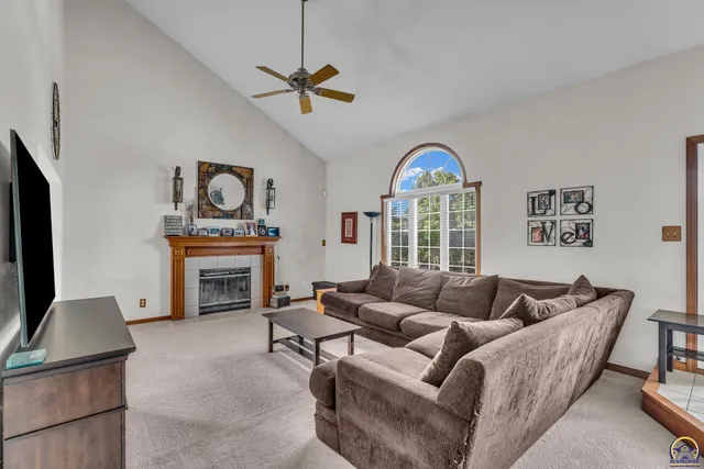 $299,900 | 7741 Southwest 26th Street, Topeka, KS 66614