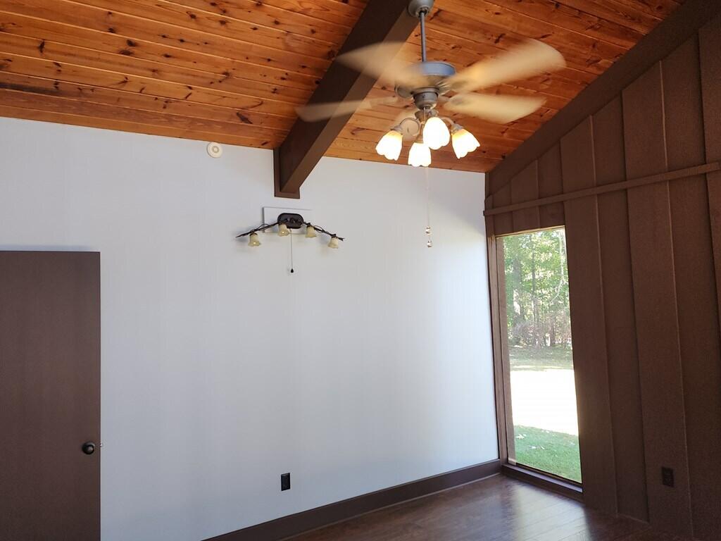 395 River Road Decatur, TN 37322 - Photo 19 of 38 395-19