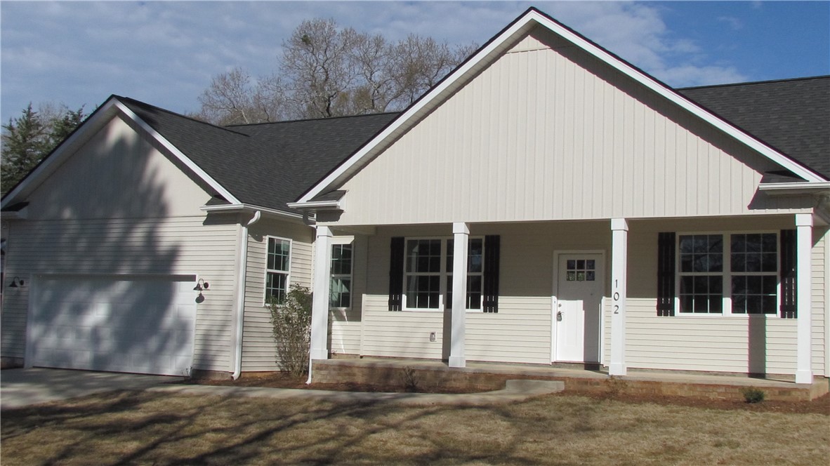 102 Rhoe Circle Anderson, SC 29621 - Photo 1 of 22 Gallery Image 1