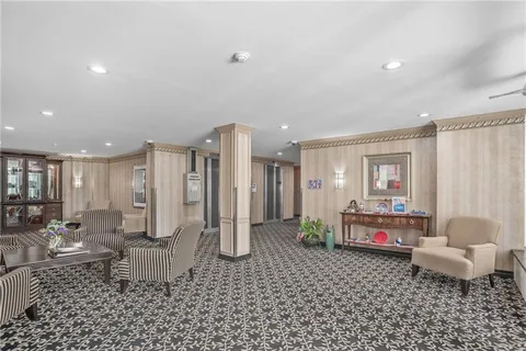 $158,500 | 4601 Fifth Avenue, Unit 626, Pittsburgh, PA 15213