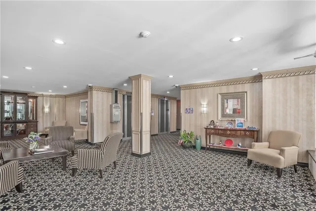 $158,500 | 4601 Fifth Avenue, Unit 626, Pittsburgh, PA 15213