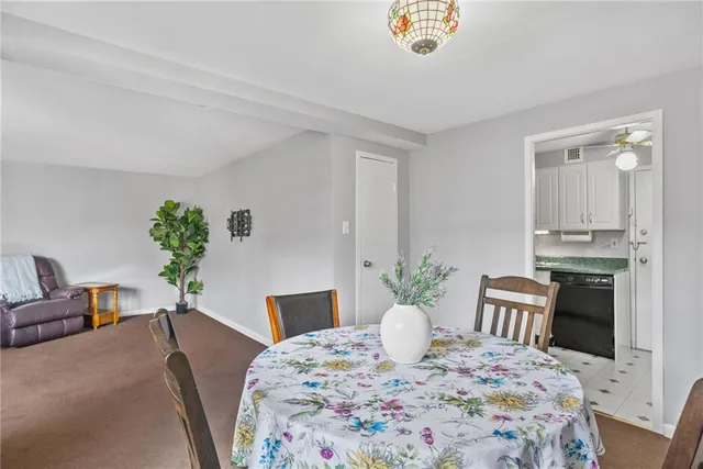 $158,500 | 4601 Fifth Avenue, Unit 626, Pittsburgh, PA 15213